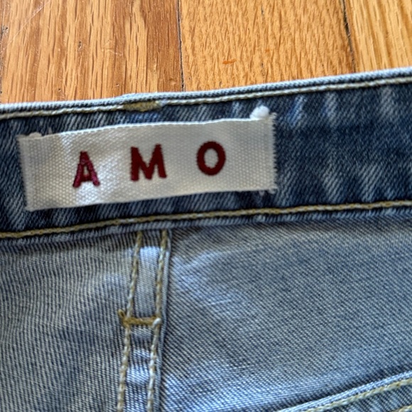 AMO sz 28 High Rise Kick Crop in Topanga Light Blue Denim Jeans, great condition - Picture 5 of 10